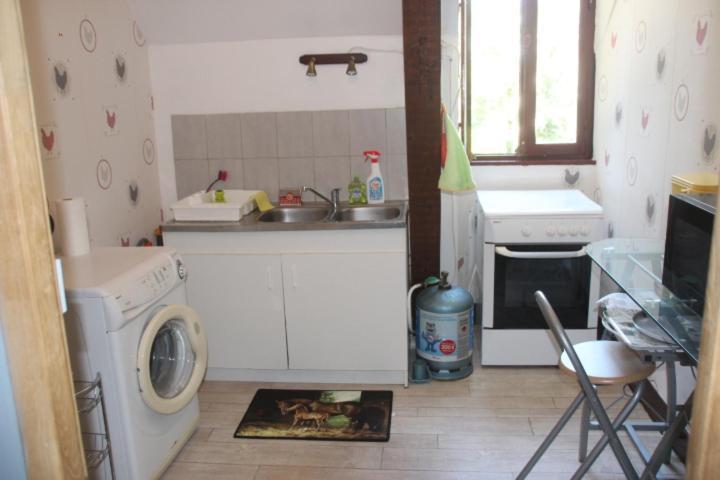 Suite Dans Les Dependances Du Chateau Agonges ภายนอก รูปภาพ